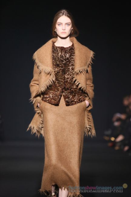 alberta-ferretti-milan-fashion-week-autumn-winter-2014-00069