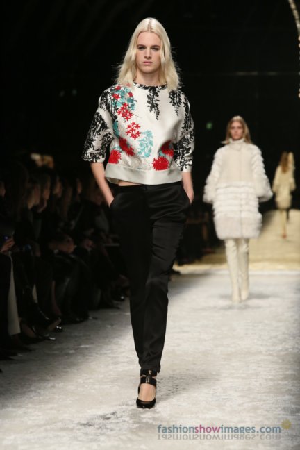 bluemarine-milan-fashion-week-autumn-winter-2014-00019