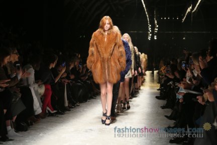 bluemarine-milan-fashion-week-autumn-winter-2014-00125