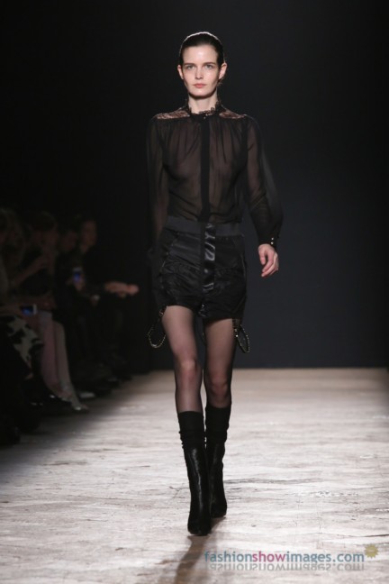 francesco-scognamiglio-milan-fashion-week-autumn-winter-2014-00030