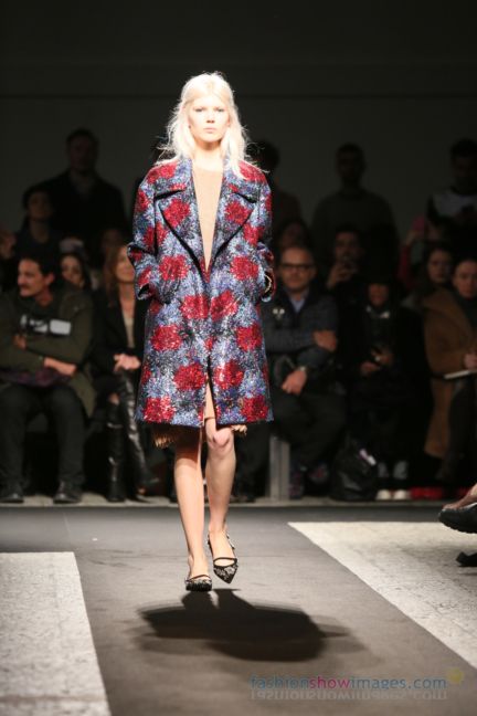 no21-milan-fashion-week-autumn-winter-2014-00001