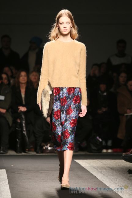 no21-milan-fashion-week-autumn-winter-2014-00005