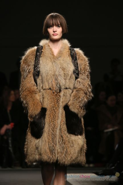 no21-milan-fashion-week-autumn-winter-2014-00071