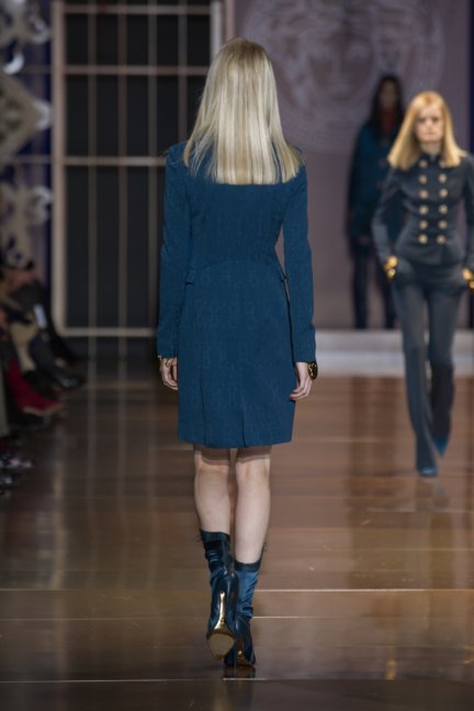 versace-milan-fashion-week-autumn-winter-2014-00008