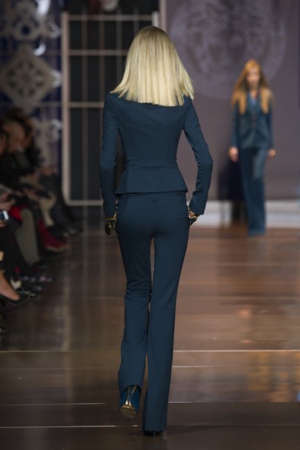 versace-milan-fashion-week-autumn-winter-2014-00010