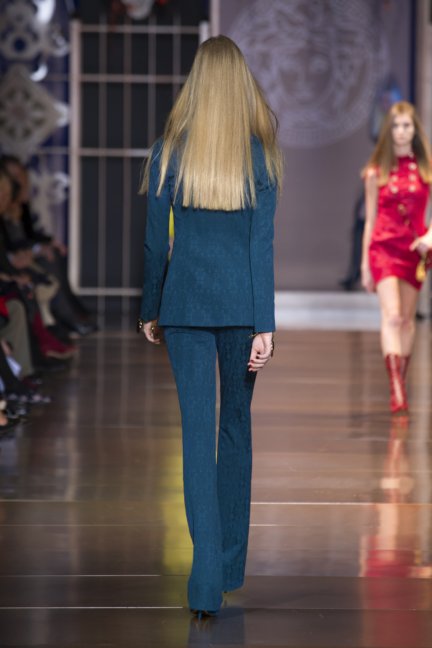 versace-milan-fashion-week-autumn-winter-2014-00013