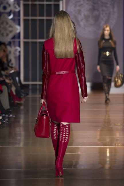 versace-milan-fashion-week-autumn-winter-2014-00026