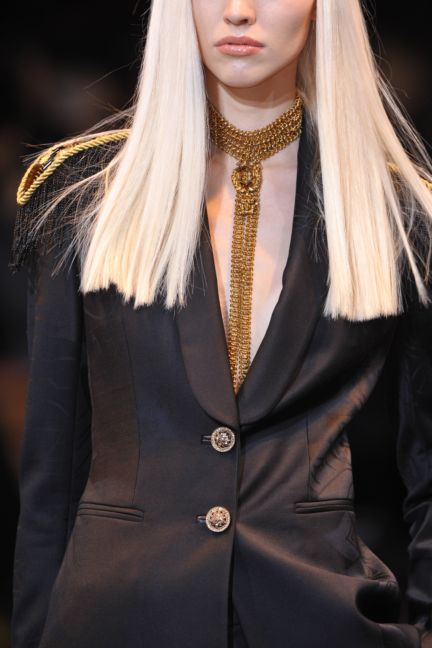 versace-details-milan-fashion-week-autumn-winter-2014-00094