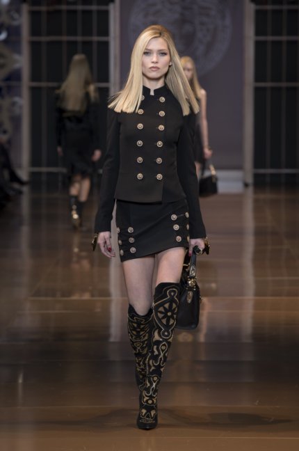 versace-milan-fashion-week-autumn-winter-2014-00018