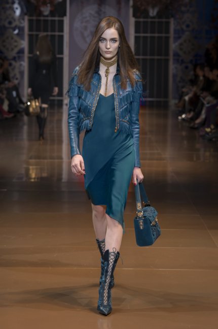 versace-milan-fashion-week-autumn-winter-2014-00027