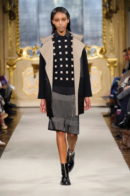 cividini-milan-fashion-week-autumn-winter-2015-2016-runway-14