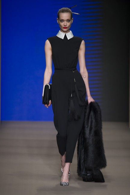 elisabetta-franchi-milan-fashion-week-autumn-winter-2015-runway-31