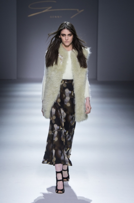 milan-fashion-week-genny-autumn-winter-2015-2016-runway-15