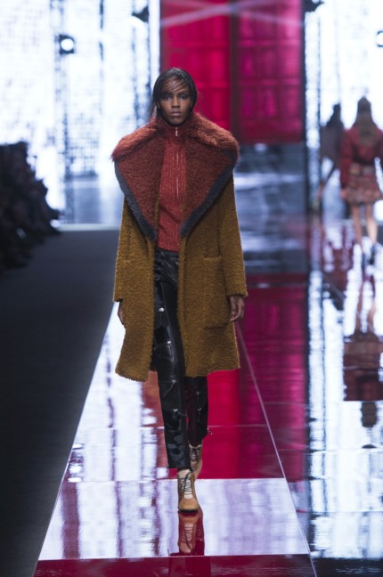 just-cavalli-milan-fashion-week-autumn-winter-2015-19