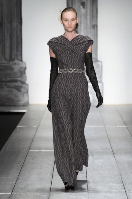 laura-biagiotti-milan-fashion-week-autumn-winter-2015-runway-15