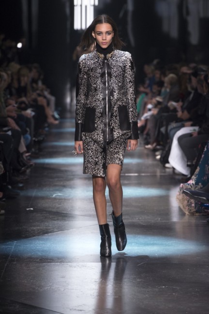 roberto-cavalli-milan-fashion-week-autumn-winter-2015-33