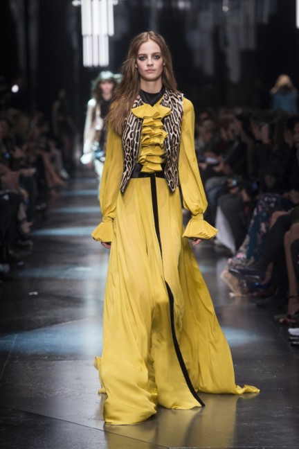 roberto-cavalli-milan-fashion-week-autumn-winter-2015-5