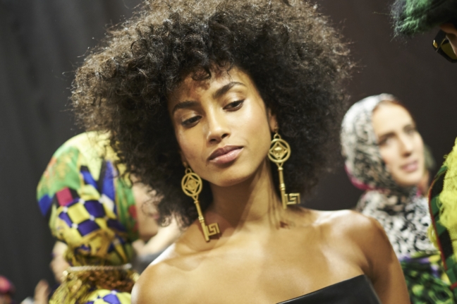 180223_versace_fashion-show_fw18_backstage_0343