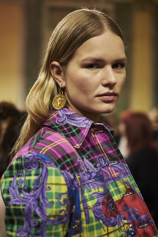 180223_versace_fashion-show_fw18_backstage_0384