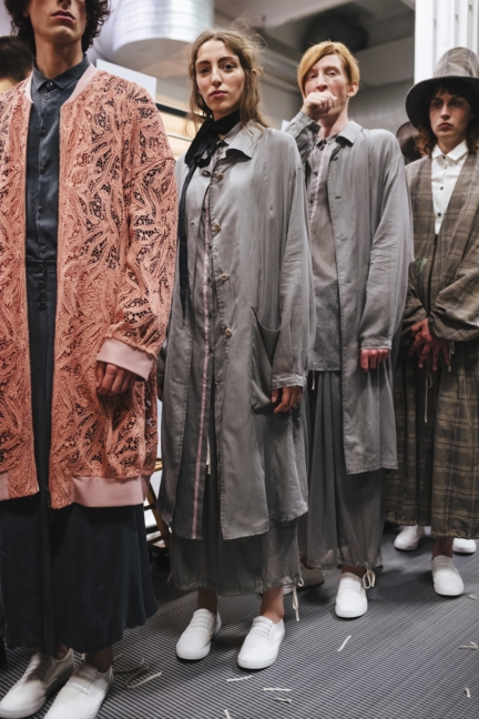 miaoran-milan-mens-ss-17-backstage-47