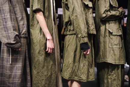 miaoran-milan-mens-ss-17-backstage-48