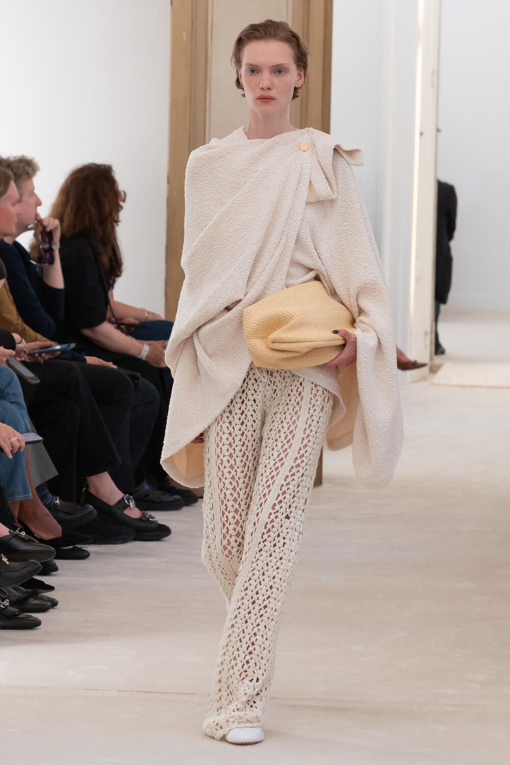 milan-alberta-ferretti-ss-26-1-10