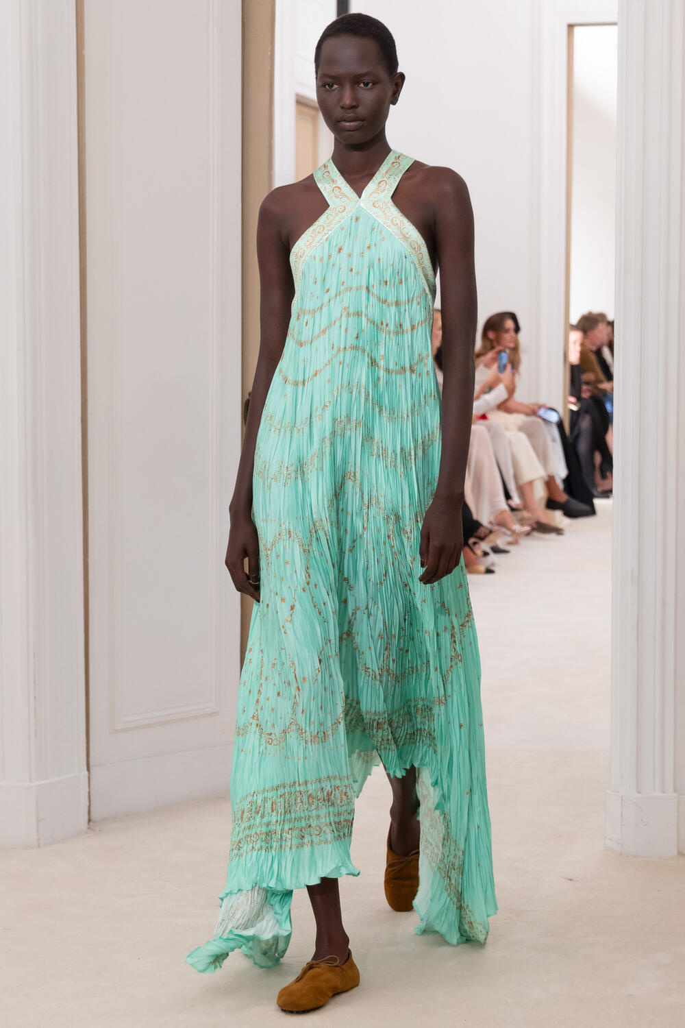milan-alberta-ferretti-ss-26-1-19