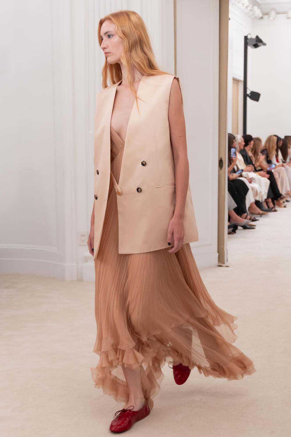 milan-alberta-ferretti-ss-26-1-30