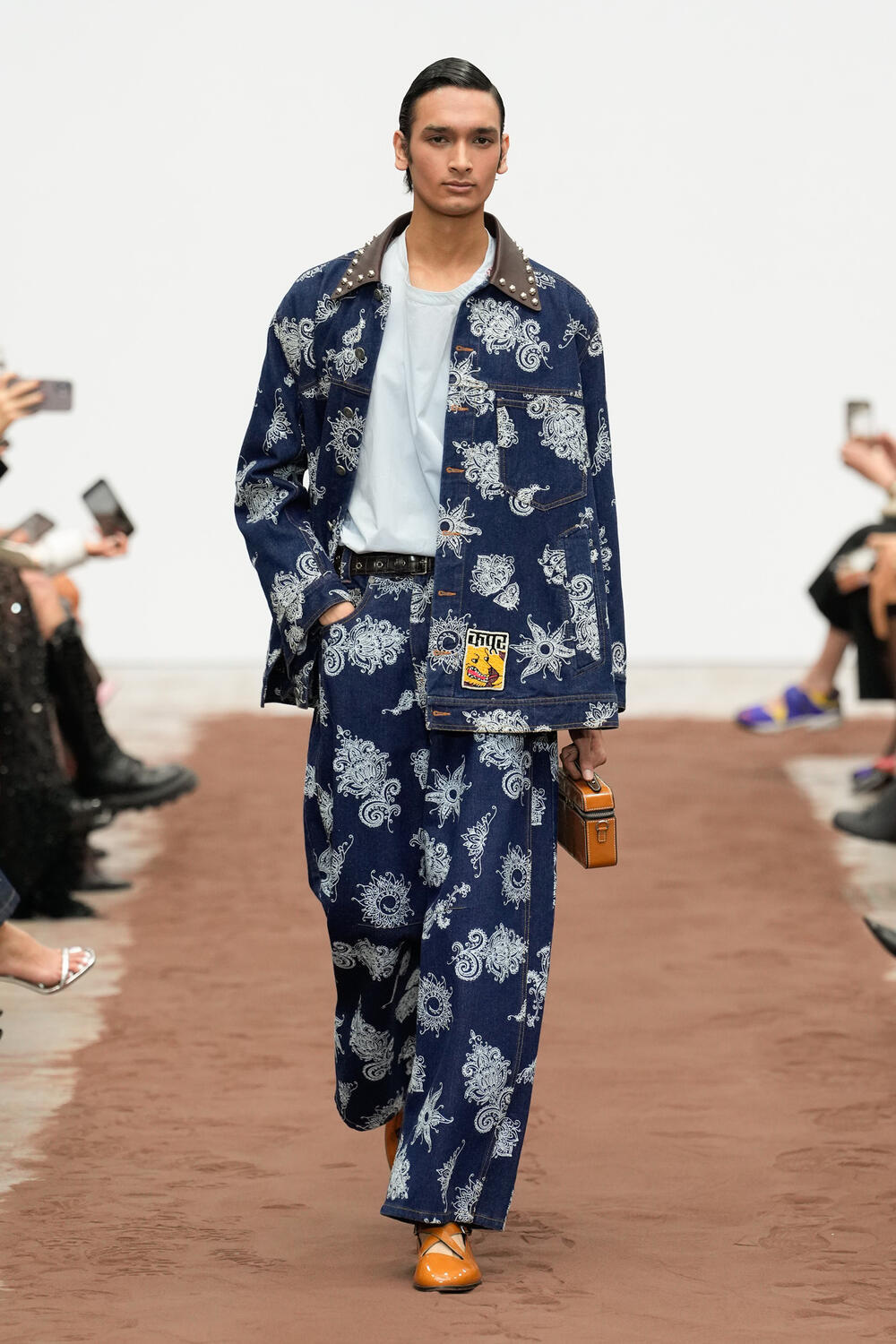 milan-dhruv-kapoor-ss-26-1-16