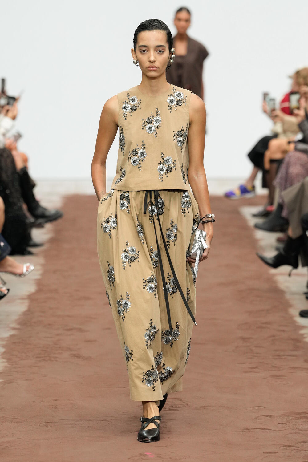 milan-dhruv-kapoor-ss-26-1-9