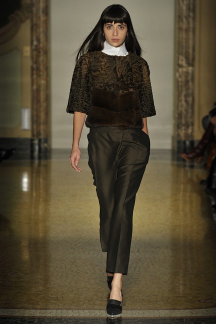 chicca-lualdi-beequeen-milan-fashion-week-autumn-winter-2014-00020