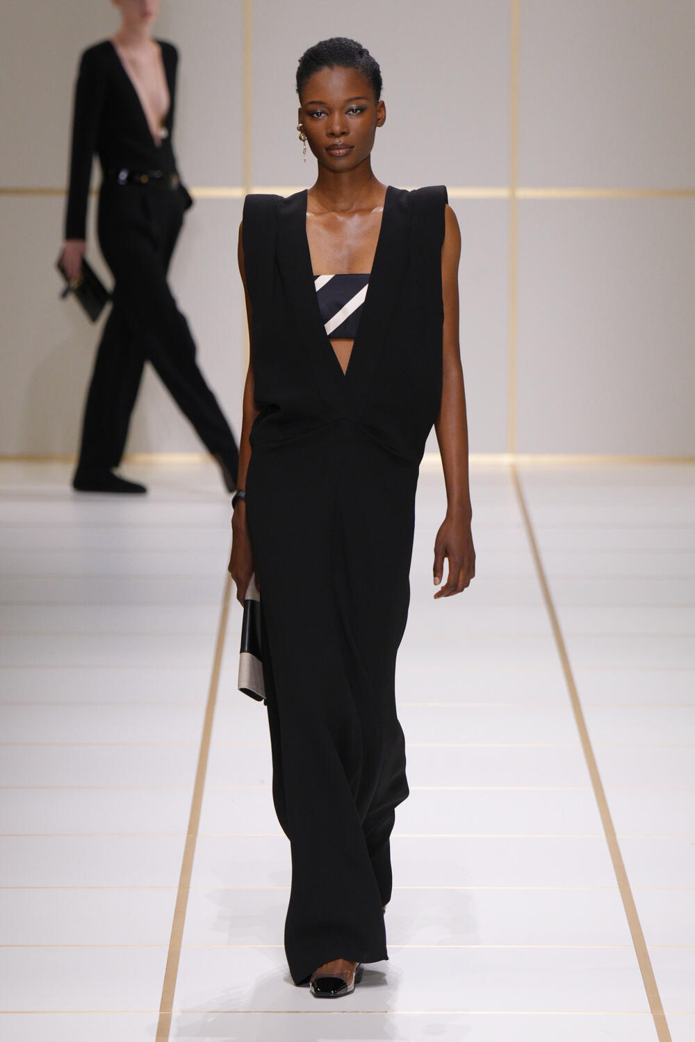 giorgio-armani-ss-27-18