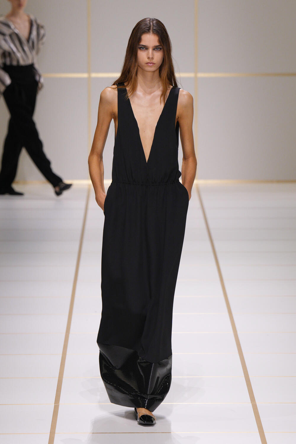 giorgio-armani-ss-27-29