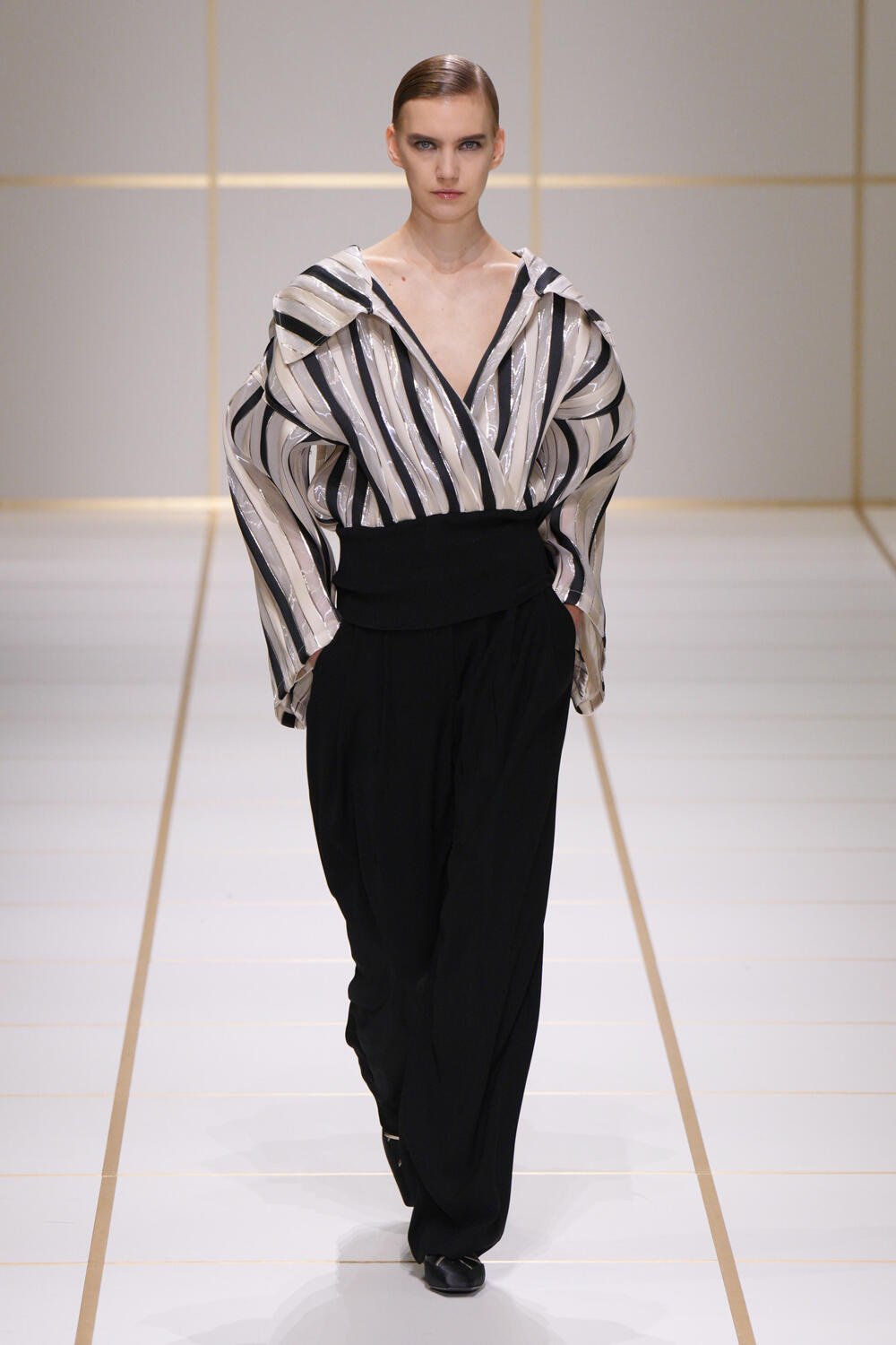 giorgio-armani-ss-27-30