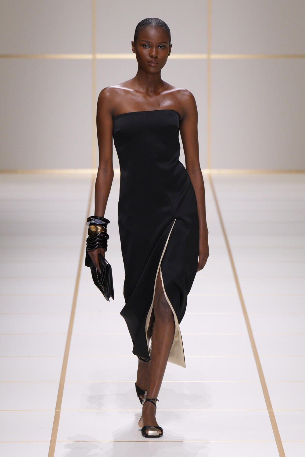 giorgio-armani-ss-27-31