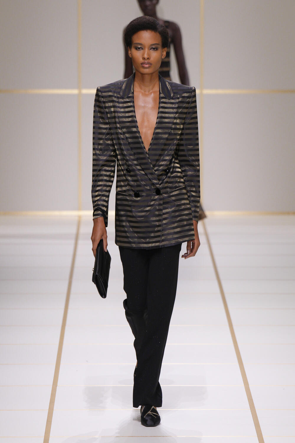giorgio-armani-ss-27-39