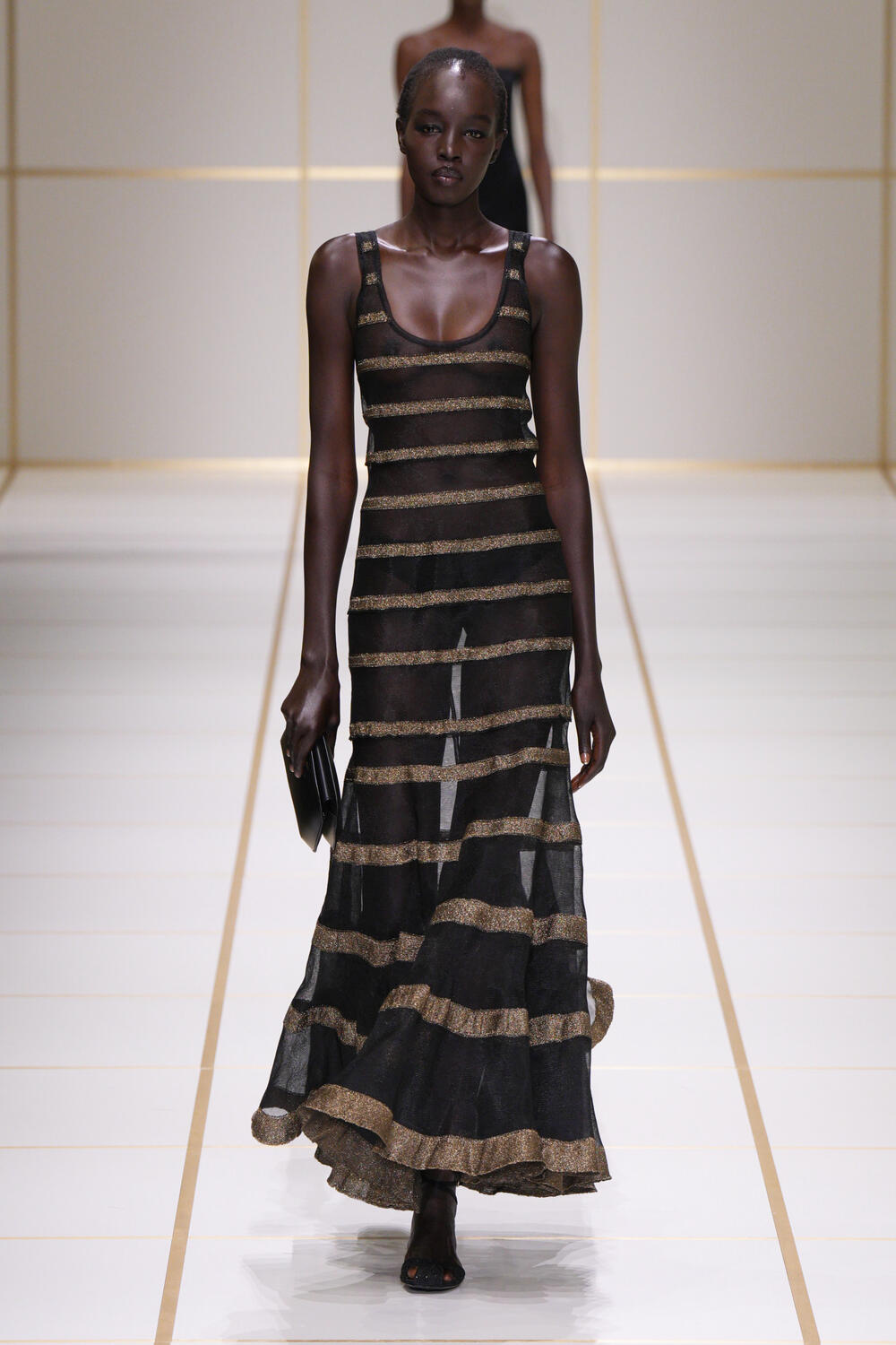giorgio-armani-ss-27-40