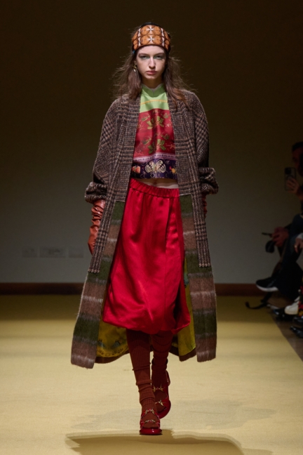 001_hui_fw26_runway_looks_2x3