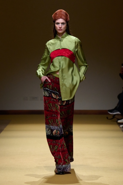 009_hui_fw26_runway_looks_2x3