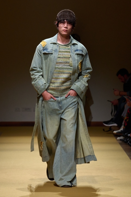 018_hui_fw26_runway_looks_2x3