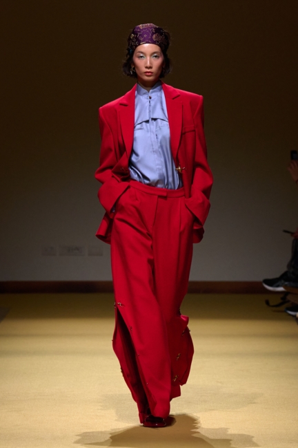024_hui_fw26_runway_looks_2x3