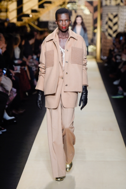 maxmara-milan-fashion-week-autumn-winter-2016-6