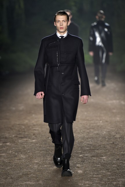 ermenegildo-zegna-milan-mens-autumn-winter-2015-runway-26