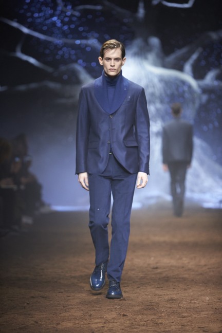 corneliani-milan-fashion-week-mens-autumn-winter-2015-10