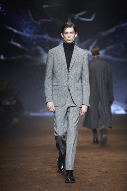 corneliani-milan-fashion-week-mens-autumn-winter-2015-23