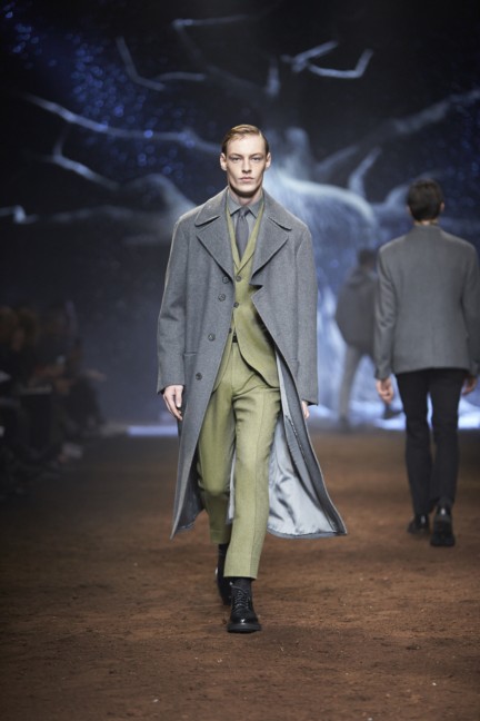 corneliani-milan-fashion-week-mens-autumn-winter-2015-26