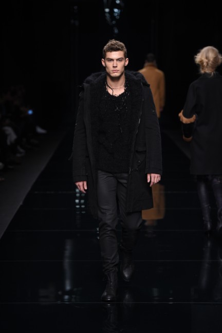 man_pre_fw1617_017