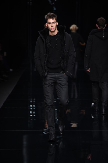 man_pre_fw1617_018