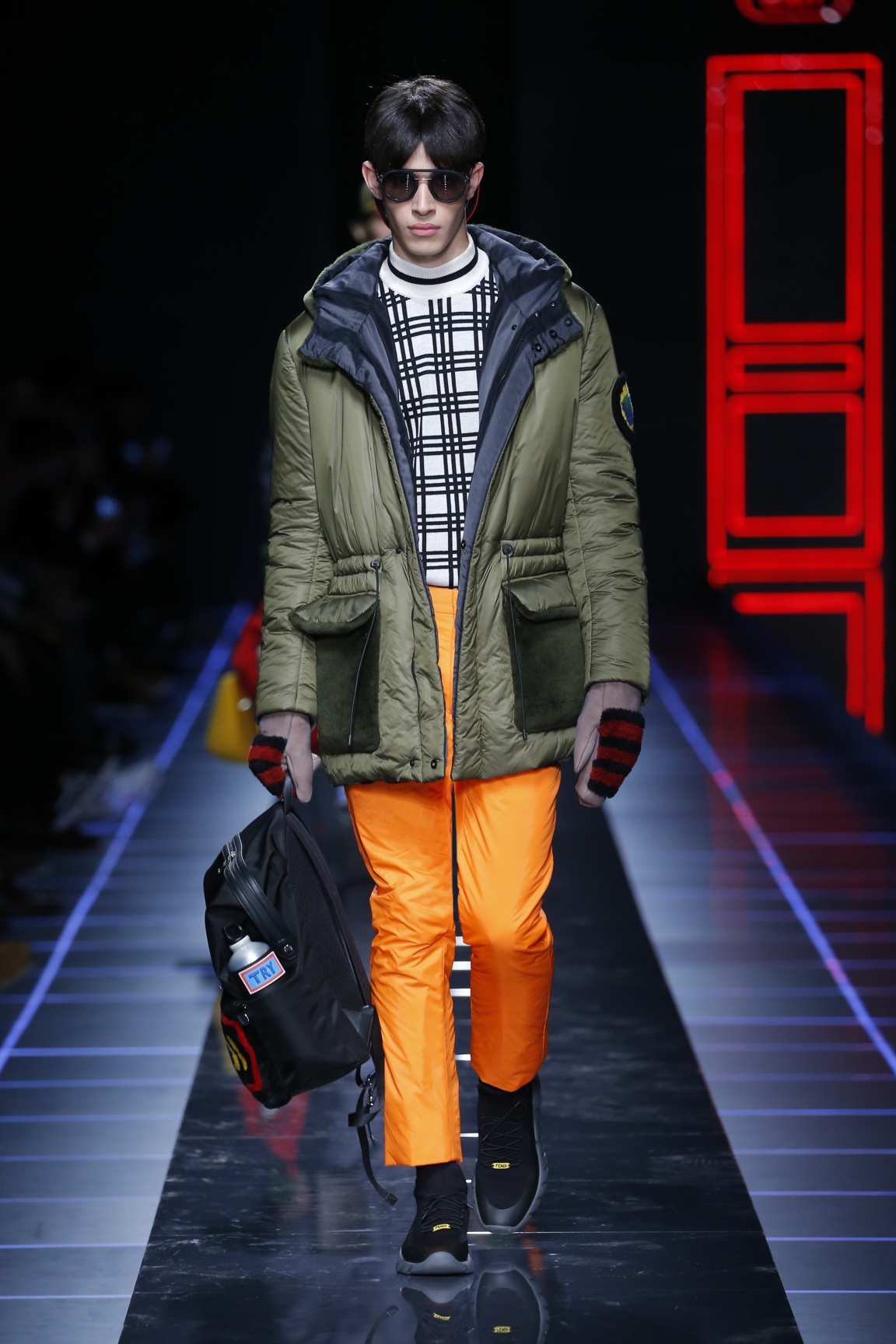 fendi-men-fw16-17-look-51