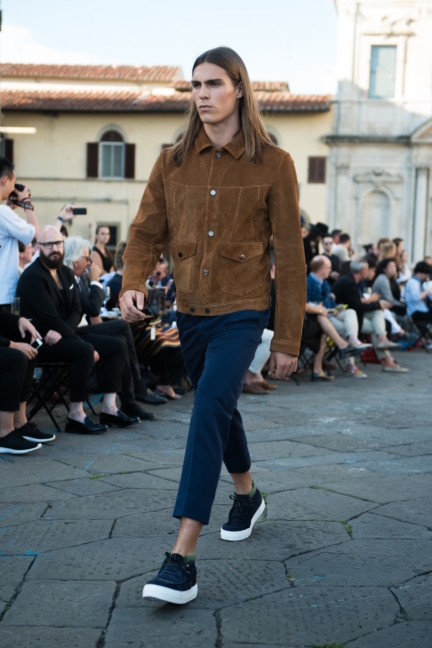 ports1961-milan-fashion-week-springsummer-2016-30